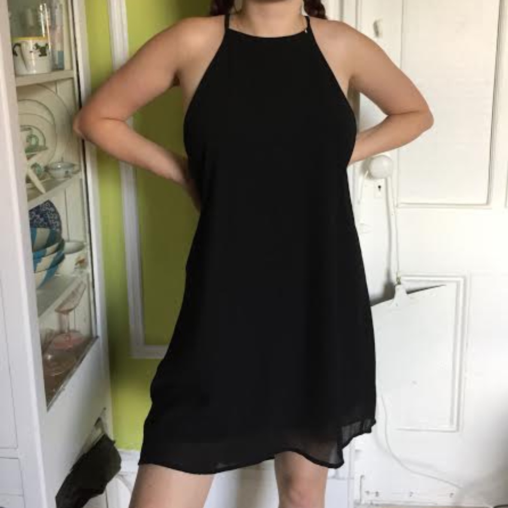 BLACK HALTER FLOWY DRESS